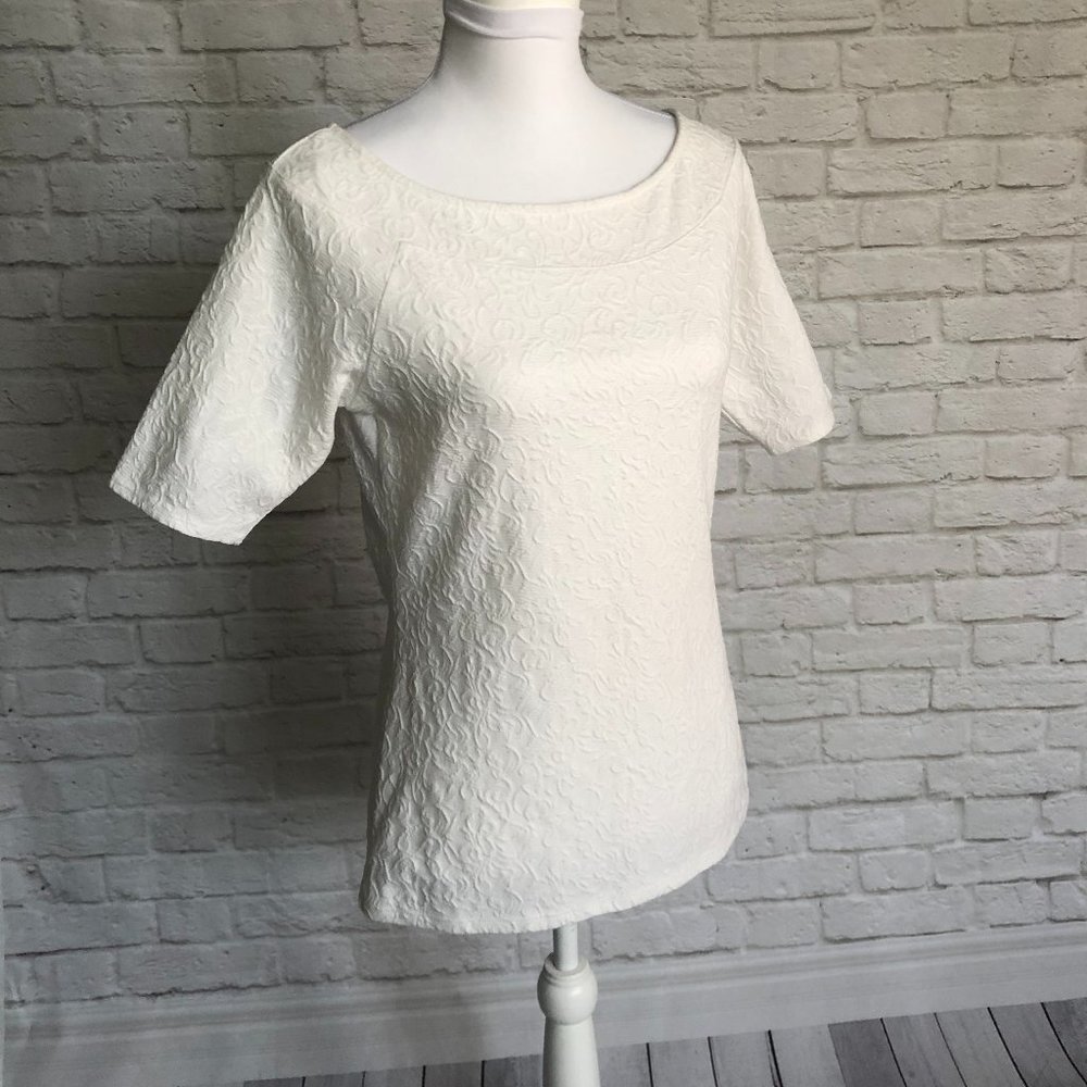 New York & Company White Top, Size M